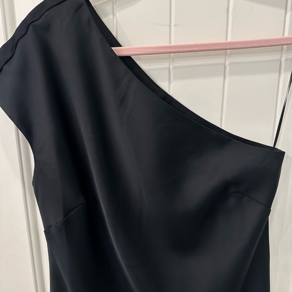 NWT Banana Republic Satin One Shoulder Midi Dress Black XS - Picture 3 of 7